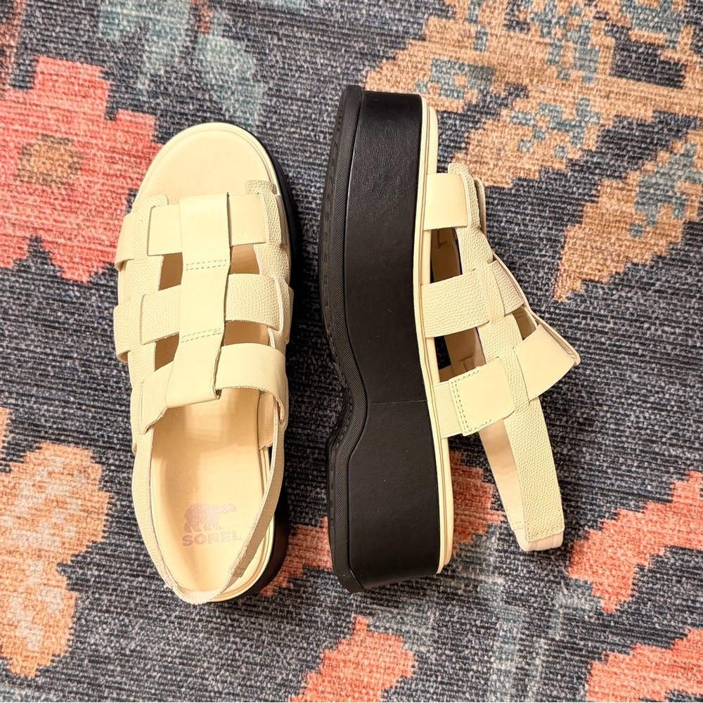sorel dayspring slingback leather sandal in honey white black - Picture 5 of 5